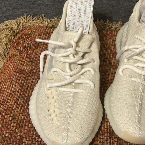 NWOB!  Adidas Yeezy Boost 350 V2 Low Cream White / Triple White ~ Size 6.5 - Picture 5 of 8